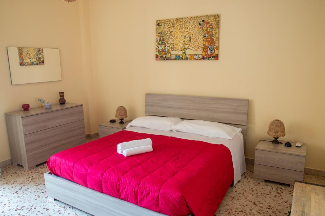 Casa Vacanze Il Vicolo Taormina Bagian luar foto