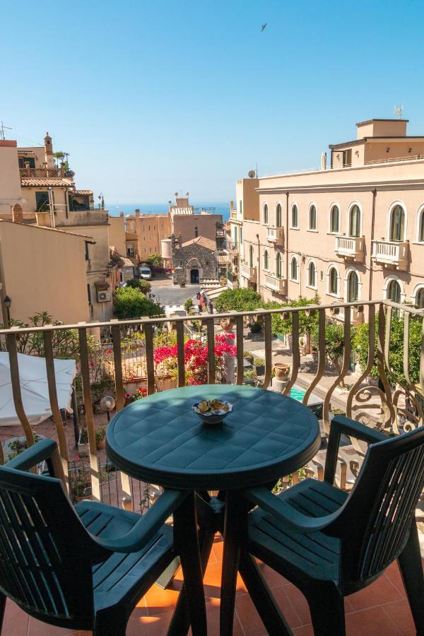 Casa Vacanze Il Vicolo Taormina Bagian luar foto
